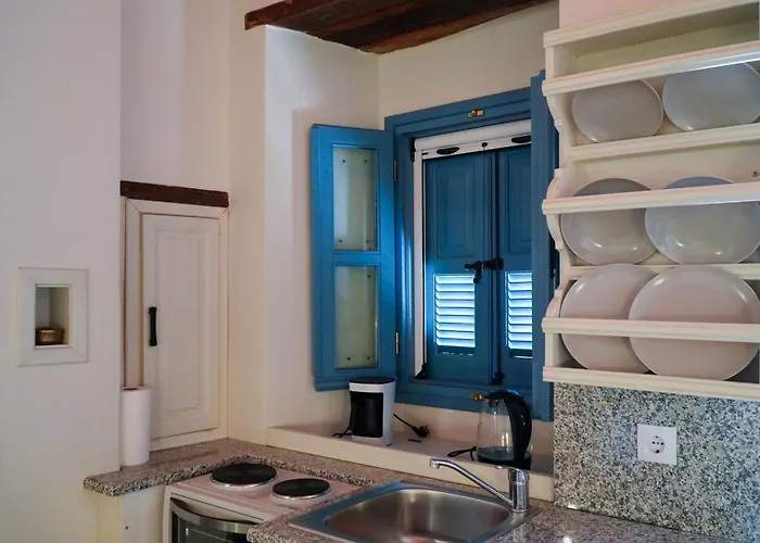 Apartment Uptown Carmine Symi