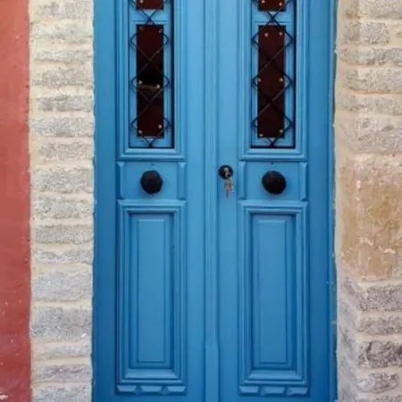 Uptown Carmine * Sými